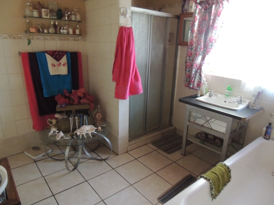 4 Bedroom Property for Sale in Oos Einde North West